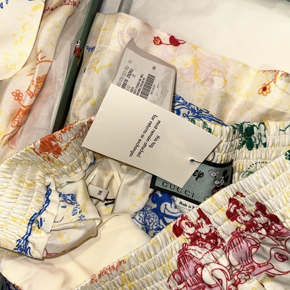 Gucci x Disney Mickey and Minnie Silk Set - Picture 4 of 4